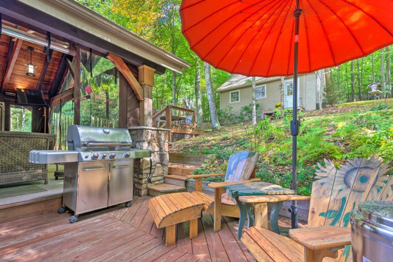 Stunning Beech Mountain Cabin With Porch And Hearth Exterior photo